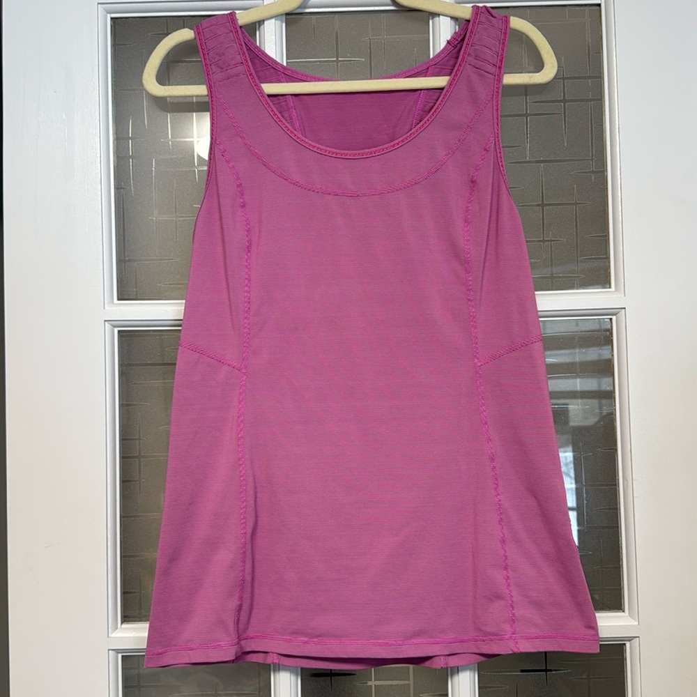 Lululemon top. Size 10.